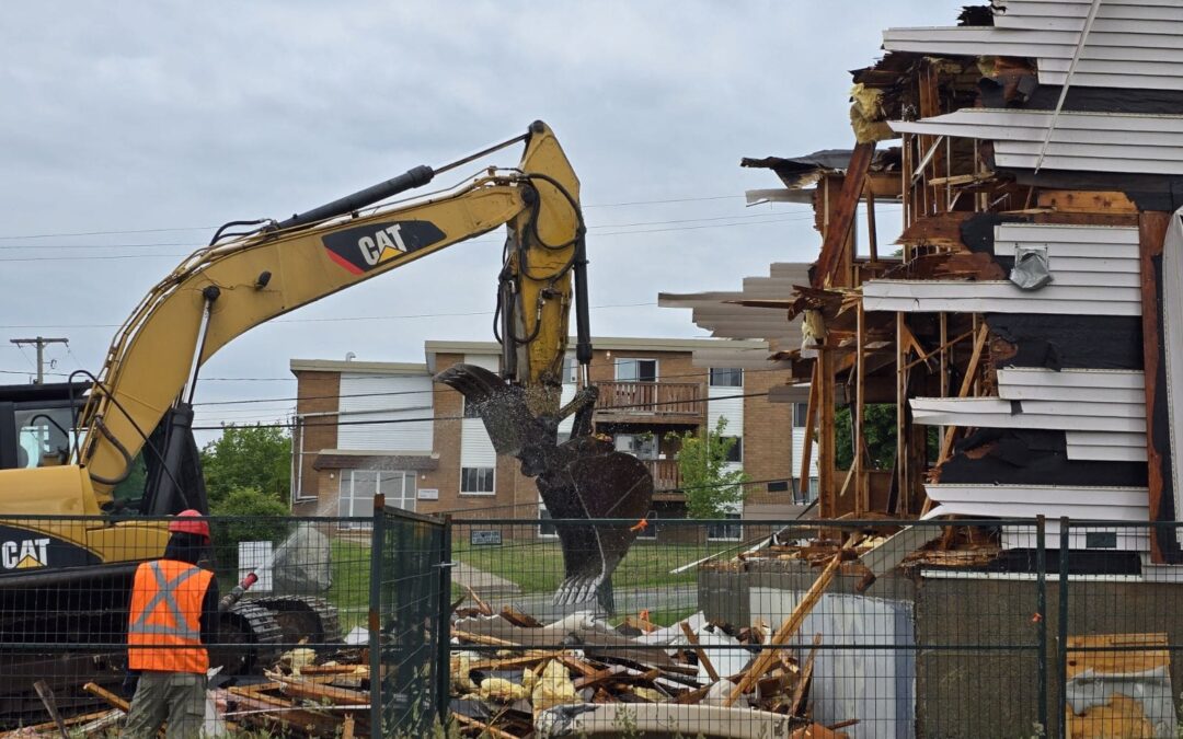 Pinecrest Apartments